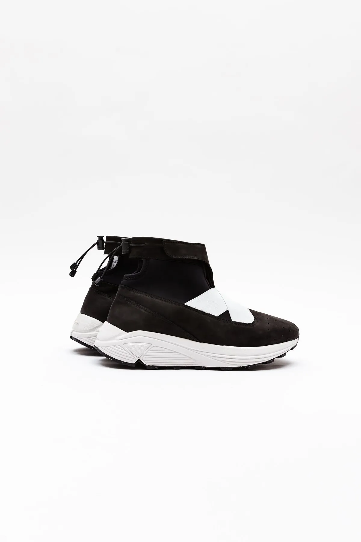 La Pola High Top Classic Sneaker - Black/White