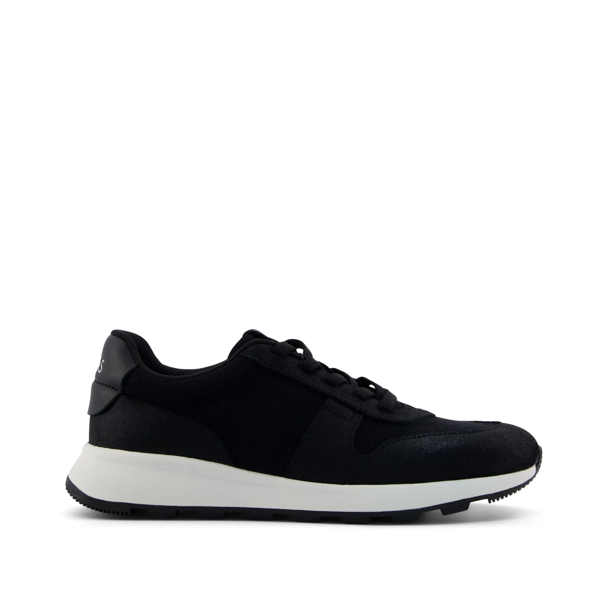 TRVL LITE Retro Runner Sneaker